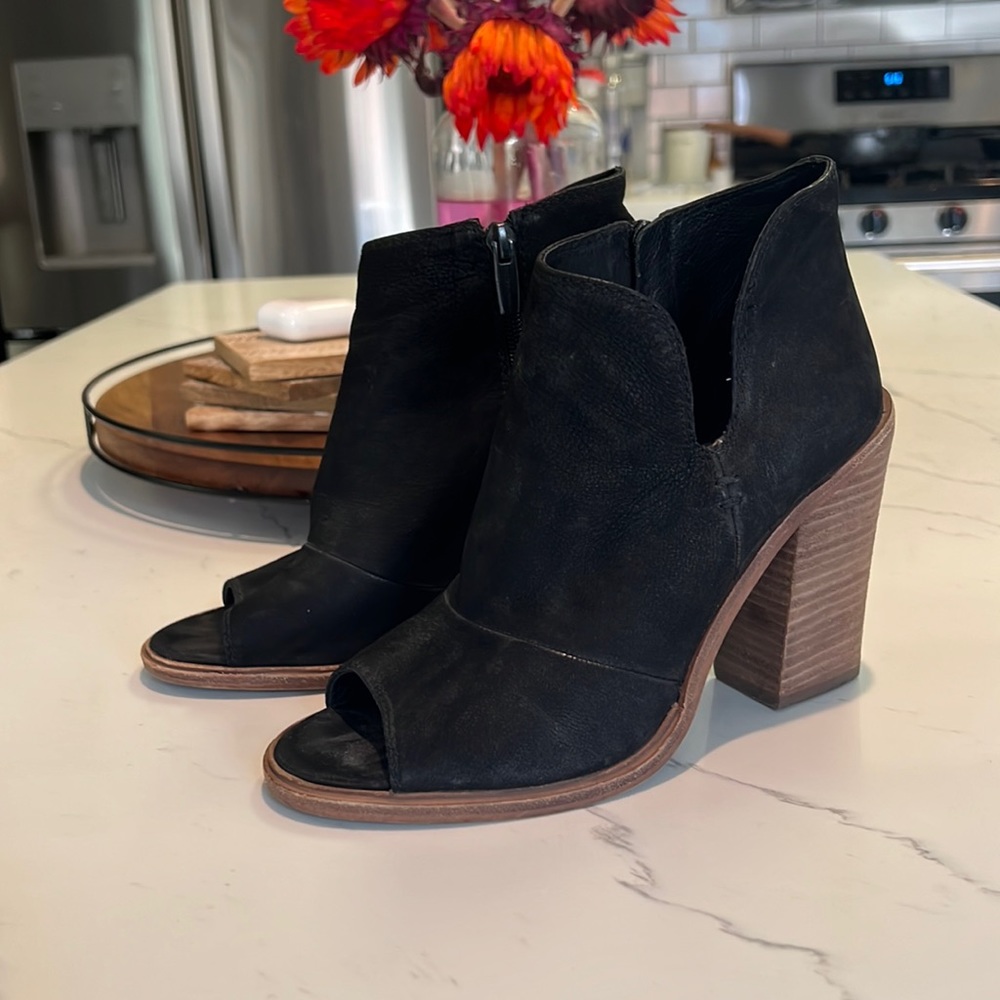 Vince Camuto booties